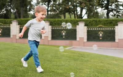 What Makes Synthetic Putting Green Turf Kid-Friendly